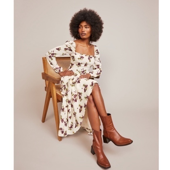 💋Reformation Kelly square neck midi dress. Size 6 - Picture 3 of 12